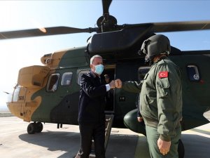 Bakan Akar: "Teröristlerin peşinde olmaya devam edeceğiz"