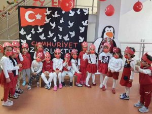 Çocuklar Cumhuriyet coşkusunu yaşadı