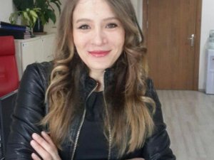 40 yaşındaki hemşire korona virüse yenildi