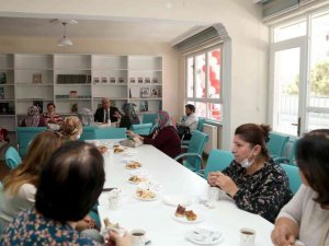 Hanımevi ilk misafirlerini ağırladı