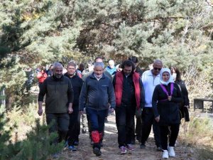 Cumhuriyet için yürüdüler, doğaya kınalı keklik bıraktılar