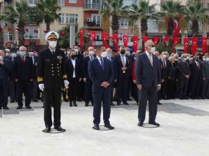 Çanakkale’de, 29 Ekim Cumhuriyet Bayramı çelenk töreni