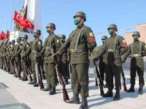 Manisa’da ’Cumhuriyet’ coşkusu başladı