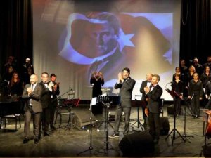 Cumhuriyetin 98. Yılı Cumhuriyet ve Atatürk konseri ile kutlandı
