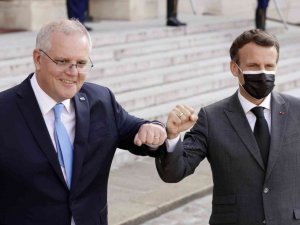 Fransa ve Avustralya liderleri "denizaltı" krizinden sonra ilk kez görüştü