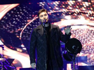 Mustafa Ceceli Kayserili hayranlarını coşturdu