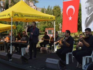 Emekli evinde Cumhuriyet Bayramı coşkusu