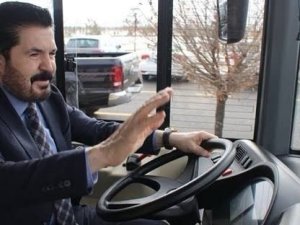 Ağrı Belediyesi bünyesine 10 araç daha kattı