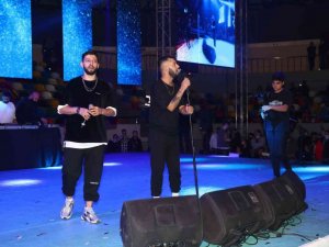 Burak Bulut ile Kurtuluş Kuş’tan Bağcılar’da ‘Cumhuriyet Konseri’