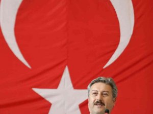 Başkan Palancıoğlu: “Cumhuriyet, yükselen bir değer olarak bizleri kucaklamıştır”