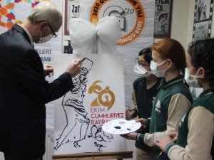 Tarih ellerinde yeniden canlandı