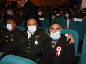 Tatvan’da Cumhuriyet Bayramı coşkusu