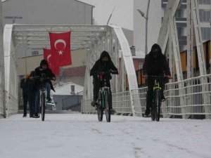 29 Ekim’de Ardahan’da kar sürprizi