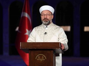 Diyanet İşleri Başkanı Erbaş: “Vefanın egemen olduğu toplum, huzur ve güven toplumu olacaktır”