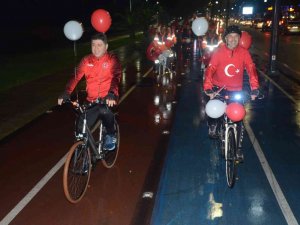 Ordu’da Cumhuriyet için yürüyüş ve bisikletli kortej