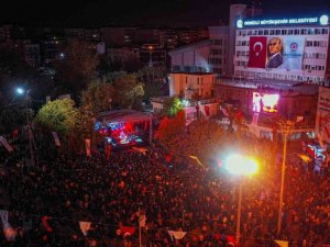 Cumhuriyet Bayramı coşkusu Büyükşehir ile yaşandı