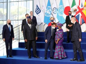 Cumhurbaşkanı Erdoğan, Biden ile ayaküstü sohbet etti