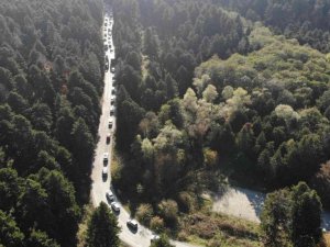 Yazdan kalma günler yaşayan Gölcük’e tatilci akını