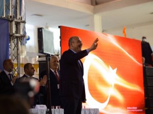 Bakan Soylu: “Bu millet bu Cumhuriyeti de bu özgürlüğü de şanla şerefle kanla kazandı, senin gibi kasetle kazanmadı”