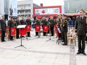 Askeri bandodan Sakarya Zaferi’nin 100’üncü yıl dönümü konseri