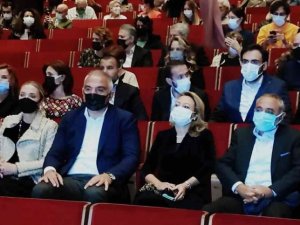 Kültür ve Turizm Bakanı Ersoy: "(Londra Filarmoni Orkestrası) Bugüne kadar çaldıkları en iyi konser salonu olduklarını söylediler"