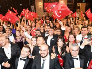 ANTGİAD, 29 Ekim’i Cumhuriyet Balosu ile kutladı
