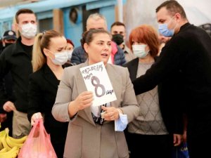 Başkan Çerçioğlu, Atça pazarında vatandaşlarla buluştu