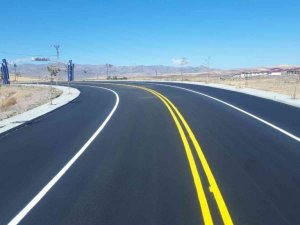 Malatya’da yol işaretleme çalışmalarına devam ediyor