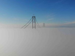 Çanakkale Boğazı yoğun sis nedeniyle gemi trafiğine kapatıldı