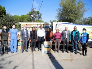 Aydın Büyükşehir Belediyesi’nden bal üreticilerine arı kovanı hibe edildi