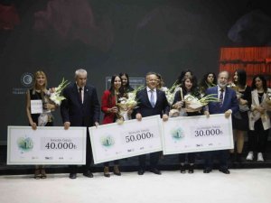 10. ATHİB Dokuma Kumaş ve Tasarım Yarışması’nda ödüller sahiplerini buldu
