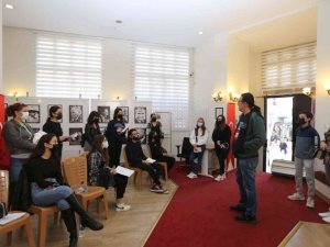 Efeler’in tiyatro atölyeleri için yeteneklerini sergilediler