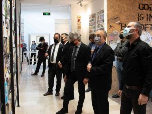 Selçuk Üniversitesinde 39 ülkeden 800 eser sergilendi