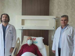 Tek seansta 3 ameliyat olarak sağlığına kavuştu