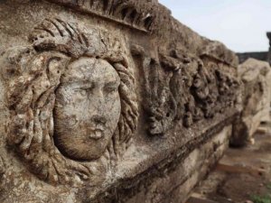 Toprağın altından çıkan tarihin heybetli görüntüsü ortaya çıkıyor