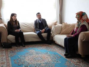 Kaymakam Beşikçi kapı kapı dolaşıp vatandaşı dinledi