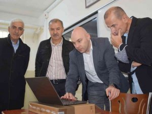 Bulgar diplomatlardan seçim ziyareti