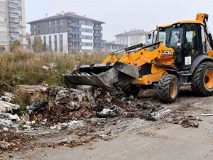 Baksan’da hafriyat ve atık temizliği