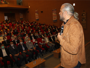 Mete Yarar Aydın’da konferans verdi
