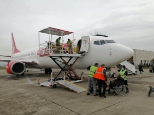 Havaalanında yolcu indirme ve bindirme lifti hizmete girdi