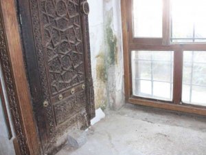 Ödemiş’in tarihi camisi ilgi bekliyor