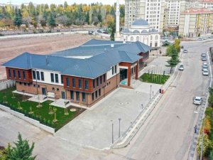 Altınevler Gençlik Merkezi açılış için gün sayıyor