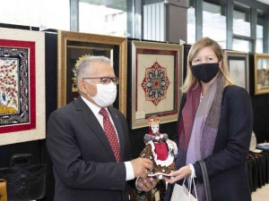 KAYMEK’in Sanat Sergisi’ne yoğun ilgi