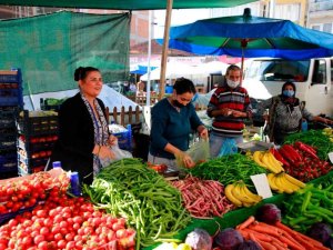 Başkan Çerçioğlu, Germencik Pazarı’nı ziyaret etti