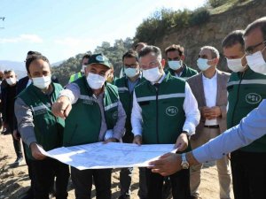 Vali Aksoy, Sarıçay Barajı’nda incelemelerde bulundu