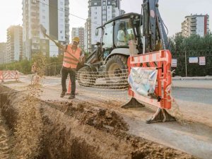 MESKİ, Göçmen Kavşağında deplase çalışmalarına devam ediyor