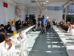 Motivasyon tırı Çerkeslerle buluştu