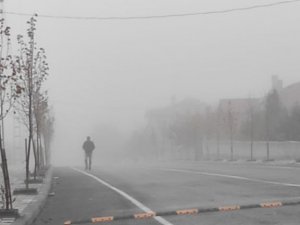 Çekerek’te sabah saatlerinde yoğun sis etkili oldu