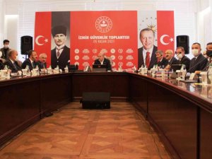 Bakan Soylu İzmir’de