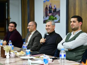 Başkan Çınar, AK Partili gençleri ağırladı